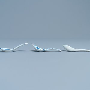 Twintig Chinese blauw-witte lepels, 19/20e eeuw — foto 13