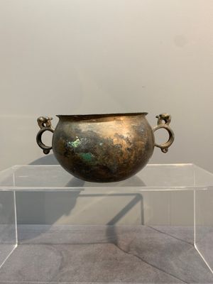 Two archaic bronze ritual wine vessels, 'dui 敦', Warring States Period — photo 4