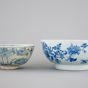 Two blue and white Chinese porcelain bowls, 17/18th C. — 照片 6