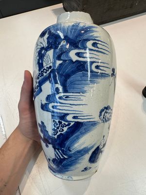 Two blue and white Dutch Delft chinoiserie vases, 17/18th C. — photo 1