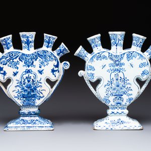 Two blue and white Dutch Delft heart-shaped tulip vases, 19th C. — photo 4