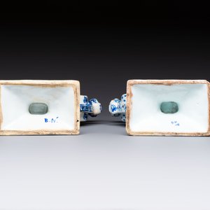 Two blue and white Dutch Delft heart-shaped tulip vases, 19th C. — photo 7