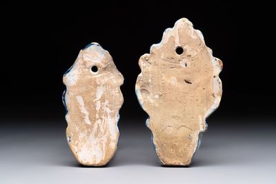 Two blue and white Dutch Delft holy water fonts, 17th C. — photo 1