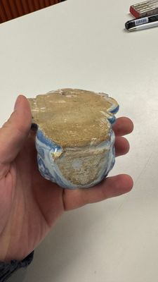 Two blue and white Dutch Delft holy water fonts, 17th C. — photo 5