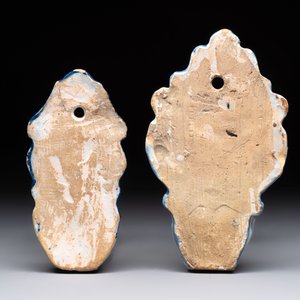 Two blue and white Dutch Delft holy water fonts, 17th C. — photo 2