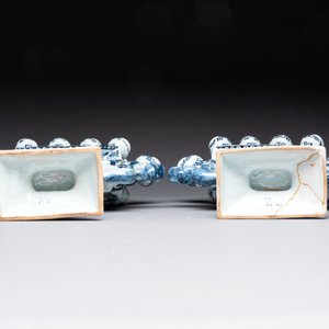 Two blue and white Dutch Delft tulip vases, 19th C. — photo 8