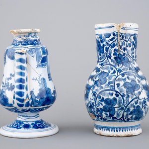 Two blue and white jugs, Delft and Nevers, 18th C. — photo 5