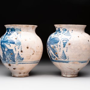 Two blue and white ointment jars, Spain, 17th C. — photo 3