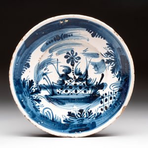 Two blue and white Spanish pottery plates and a dish, Talavera, 18th C. — photo 2