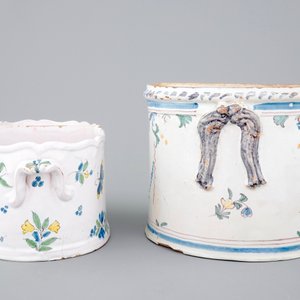 Two bottle or glass coolers in polychrome French faience, 18th C. — 照片 4