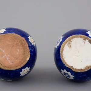 Two Brussels faience blue ground pewter-mounted jugs, 18th C. — 照片 8