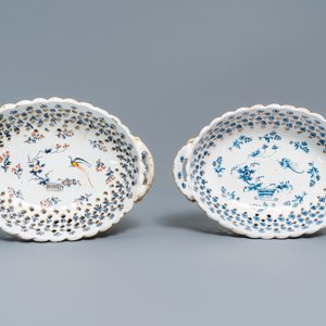 Two Brussels faience reticulated baskets with 'à la haie fleurie' design, 18th C. — 照片 2