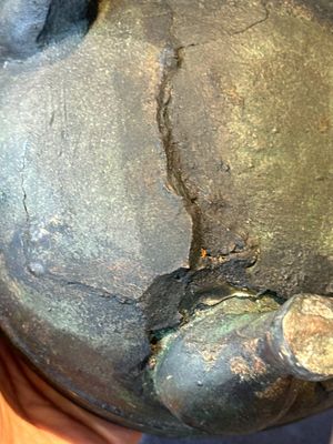 Two Chinese archaic bronze food vessels, 'ding 鼎', Han — photo 44
