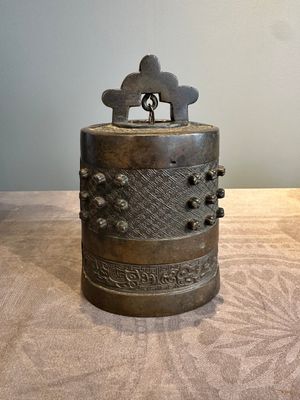 Two Chinese archaistic bronze bells, Song/Yuan — photo 20