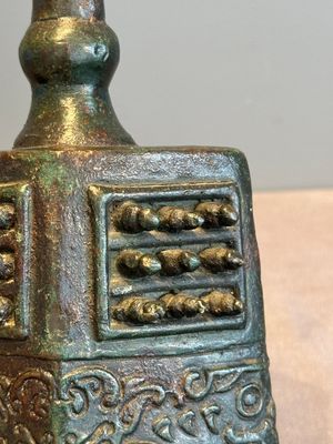 Two Chinese archaistic bronze bells, Song/Yuan — photo 6