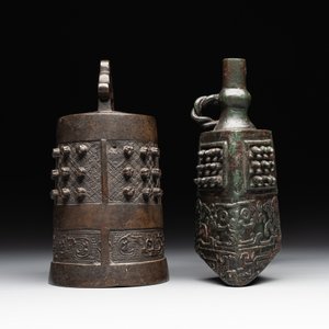 Two Chinese archaistic bronze bells, Song/Yuan — photo 5