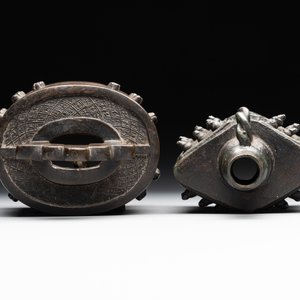 Two Chinese archaistic bronze bells, Song/Yuan — photo 6