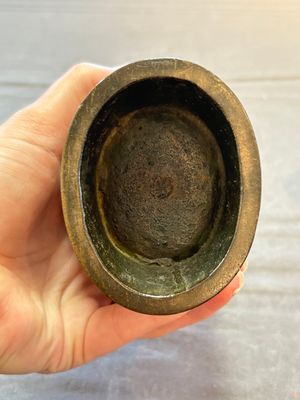 Two Chinese archaistic bronze ritual wine vessels, 'jue 爵' and 'zhi 觶', Ming — 照片 12
