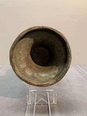 Two Chinese archaistic bronze vases with relief design, Ming — photo 12