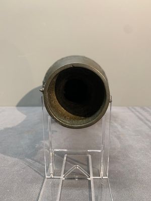 Two Chinese archaistic bronze vases with relief design, Ming — photo 5