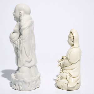 Two Chinese blanc de Chine Dehua figures of Buddha Hotei and Guanyin, 19/20th C. — photo 3