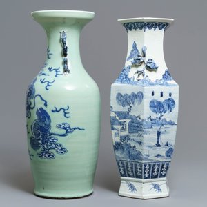 Two Chinese blue and white and celadon-ground vases, 19th C. — 照片 4