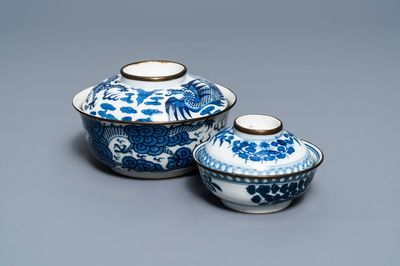 Two Chinese blue and white 'Bleu de Hue' covered bowls for the Vietnamese market, 19th C.