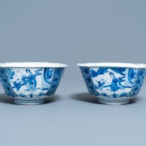 Two Chinese blue and white bowls, Chenghua mark, Kangxi — photo 1