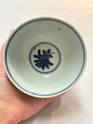 Two Chinese blue and white bowls, Fu Gui Jia Qi 富貴佳器 mark, Wanli — photo 5