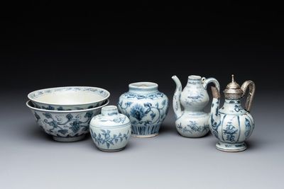 Two Chinese blue and white bowls, two jarlets and two ewers, Ming