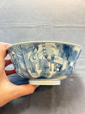 Two Chinese blue and white bowls with figural design, Chenghua and Kangxi marks, Kangxi — 照片 11
