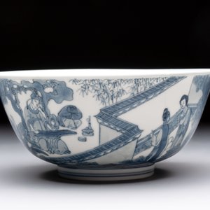 Two Chinese blue and white bowls with figural design, Chenghua and Kangxi marks, Kangxi — 照片 6