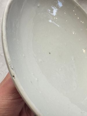 Two Chinese blue and white 'Chilong' covered warming bowls, Guangxu mark and of the period — foto 16