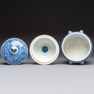 Two Chinese blue and white 'Chilong' covered warming bowls, Guangxu mark and of the period — foto 6