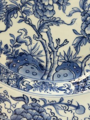 Two Chinese blue and white dishes with floral design, Yongzheng — 照片 7