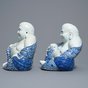 Two Chinese blue and white figures of Buddha, 19/20th C. — photo 5