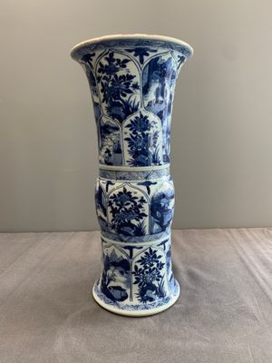 Two Chinese blue and white 'gu' vases with landscape and floral panels, Kangxi — photo 10