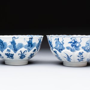 Two Chinese blue and white 'immortals' bowls, Chenghua and Kangxi mark, Kangxi — 照片 4
