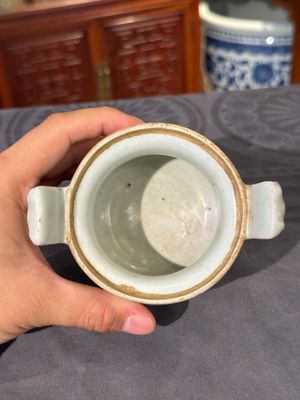 Two Chinese blue and white jars, a stem cup, a bowl and a censer, Chenghua mark, Ming — photo 35