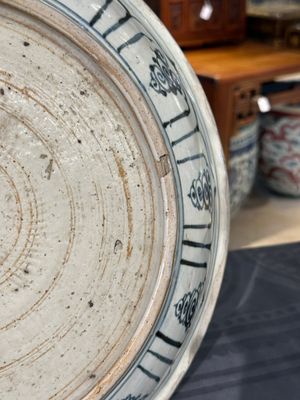 Two Chinese blue and white jars, a stem cup, a bowl and a censer, Chenghua mark, Ming — photo 49