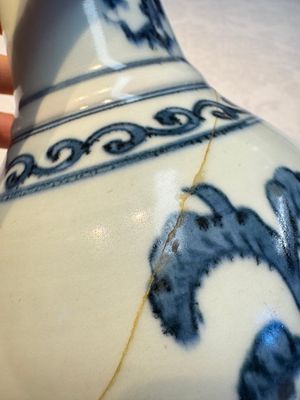 Two Chinese blue and white jars, Ming, and a Japanese blue and white vase, possibly Edo, 18th C. — foto 24