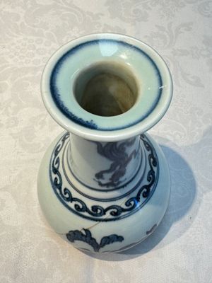 Two Chinese blue and white jars, Ming, and a Japanese blue and white vase, possibly Edo, 18th C. — foto 25