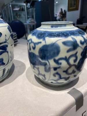 Two Chinese blue and white jars, Wanli — 照片 11
