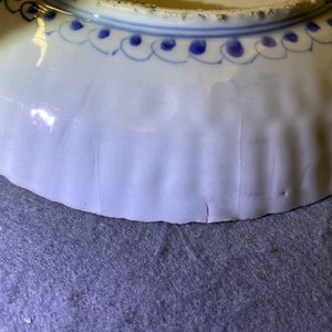 Two Chinese blue and white kraak porcelain dishes with deer and a grasshopper, Wanli — photo 30