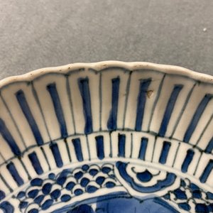 Two Chinese blue and white kraak porcelain dishes with deer and a grasshopper, Wanli — photo 10