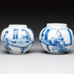 Two Chinese blue and white 'Long Eliza' jarlets, Kangxi — 照片 1