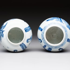 Two Chinese blue and white 'Long Eliza' jarlets, Kangxi — 照片 5