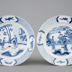 Two Chinese blue and white plates with Chenghua marks, Kangxi — photo 1