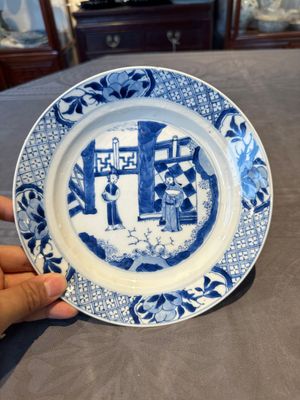 Two Chinese blue and white plates with figural design, Wanli and Kangxi mark, Kangxi — 照片 2