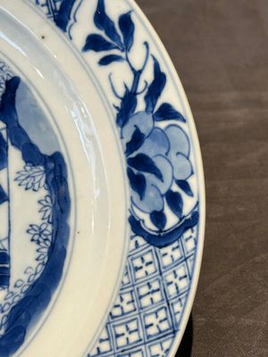 Two Chinese blue and white plates with figural design, Wanli and Kangxi mark, Kangxi — 照片 7